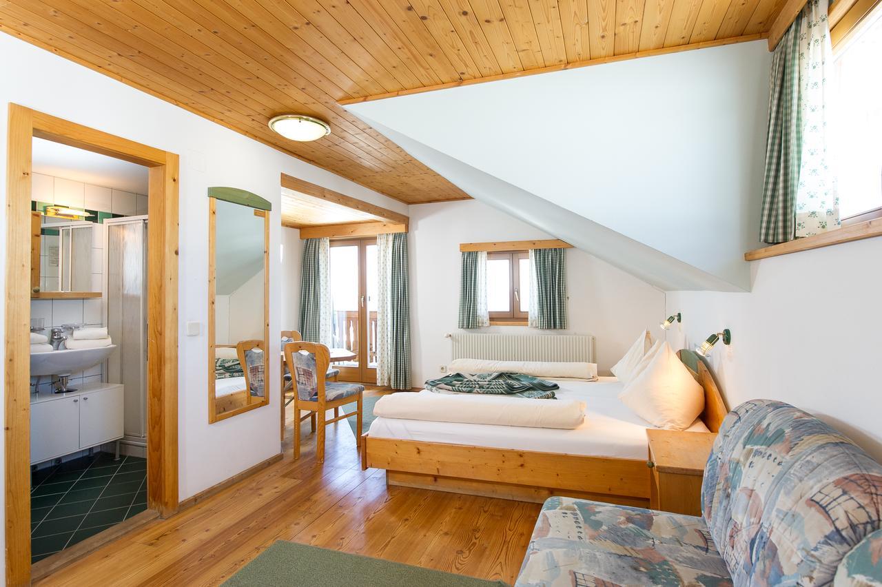 Hotel Sattleggers Alpenhof & Feriensternwarte à Greifenburg Extérieur photo