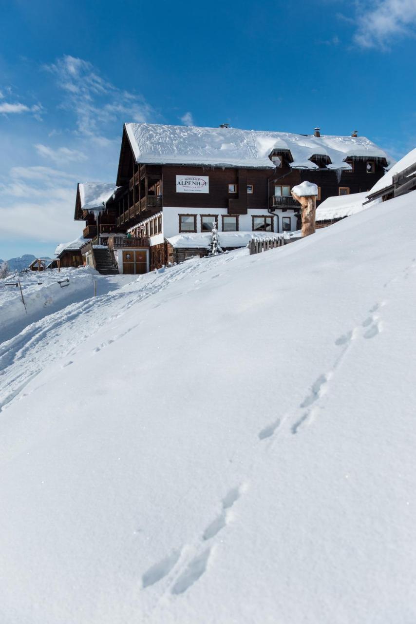 Hotel Sattleggers Alpenhof & Feriensternwarte à Greifenburg Extérieur photo